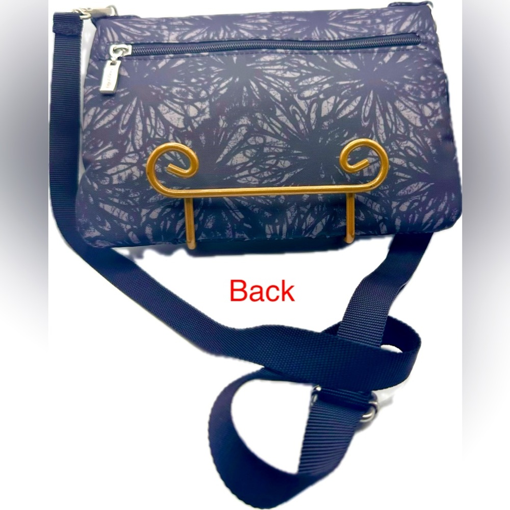 Baggallini Flip Zip Crossbody Bag, Black & Gray, Excellent Condition - Picture 4 of 10